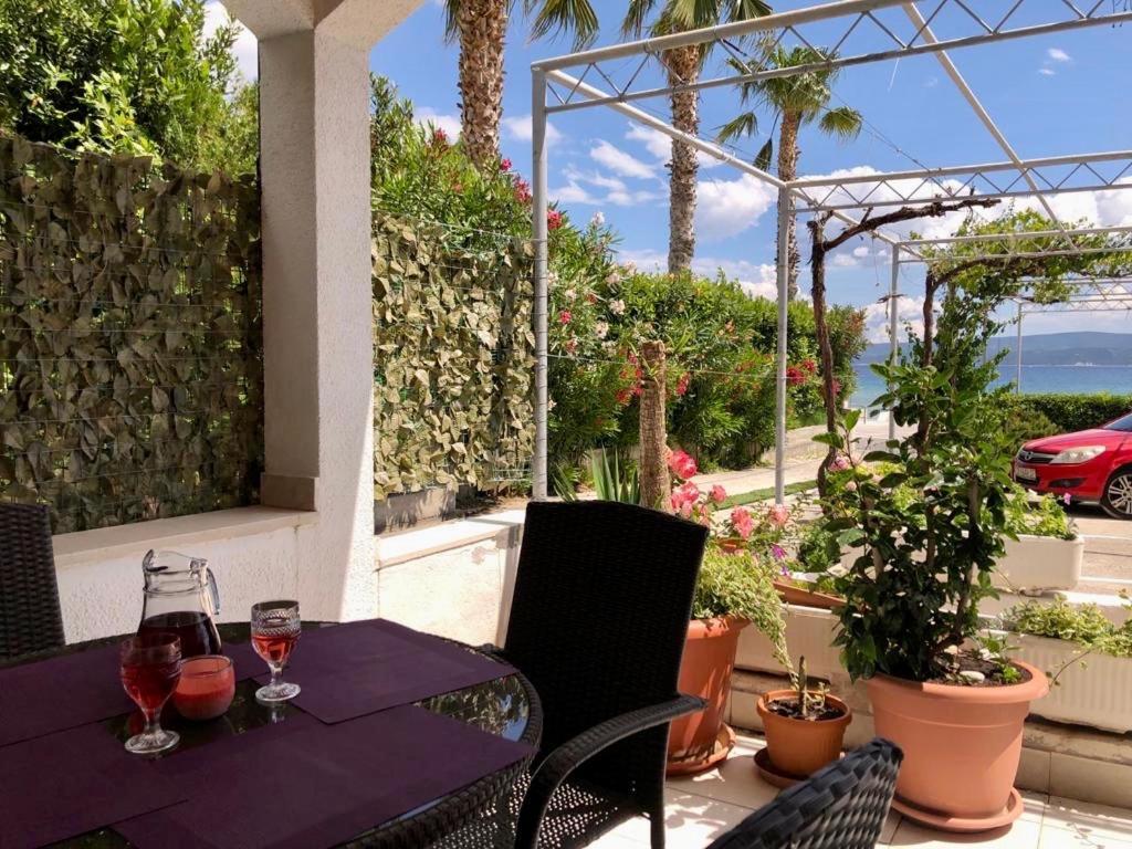 Apartmani “Kresimir” Omiš Exterior foto