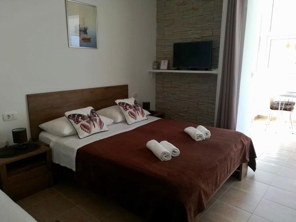 Apartmani “Kresimir” Omiš Exterior foto