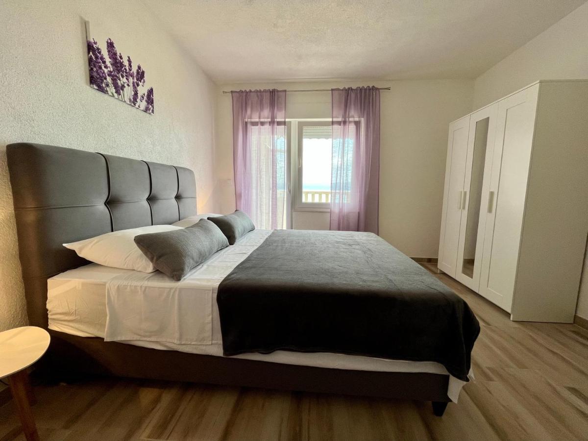 Apartmani “Kresimir” Omiš Exterior foto