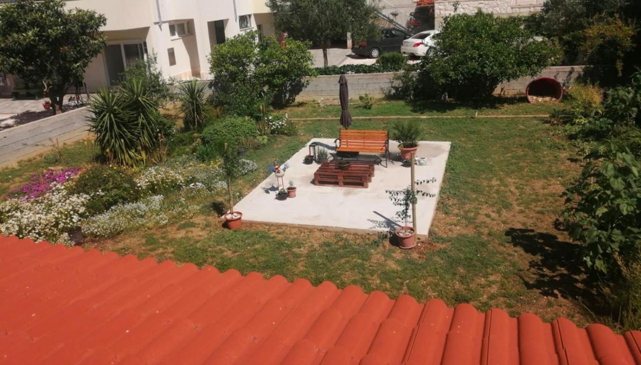 Apartmani “Kresimir” Omiš Exterior foto